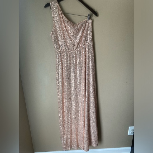 Baltic Born Astrea Sequin One Shoulder Maxi Dress Champagne Rose Color Size XL - Picture 8 of 12